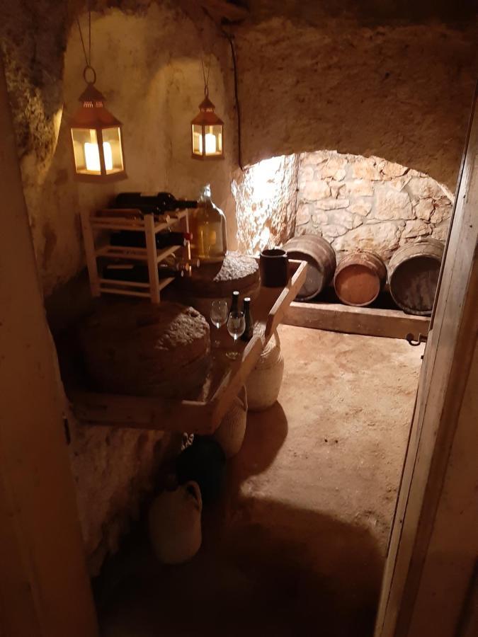Apartment Palazzo Sare Vrbnik  Eksteriør bilde